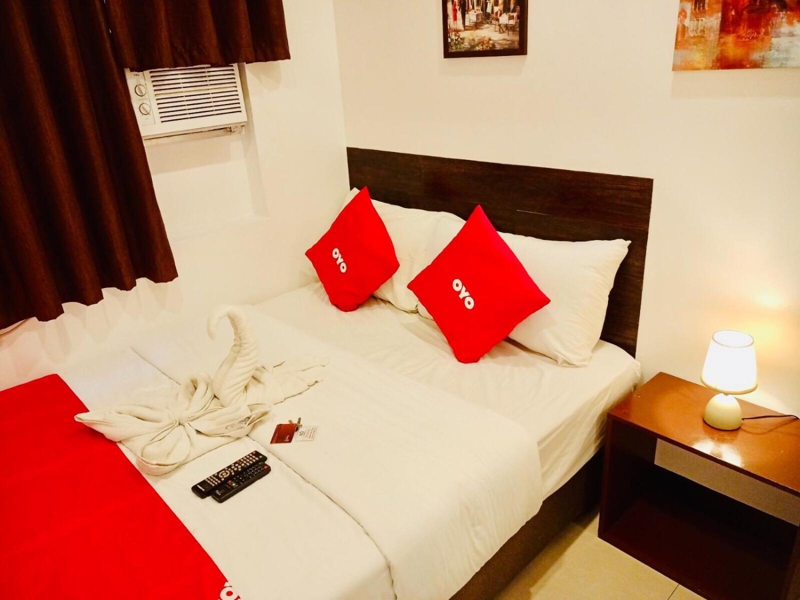 Oyo 888 City Stay Inns Fortview Bgc Pasig City Экстерьер фото